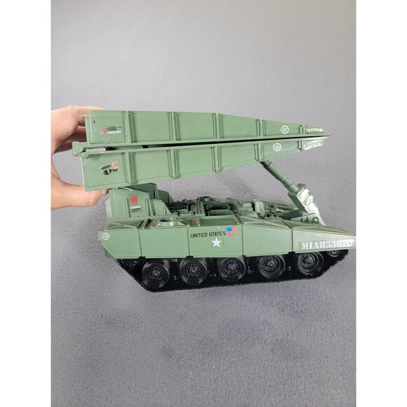 Vintage 1984 Hasbro G.I. Joe Bridge Layer Tank MLC Military Vehicle USA - Picture 6 of 11